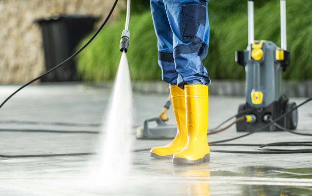Best Garage Pressure Washing  in Navarre Beach, FL