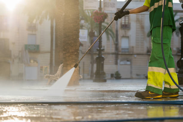 Best Local Pressure Washing Services  in Navarre Beach, FL